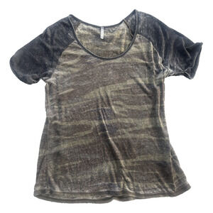 Z Supply Payton Camo T Shirt Size Medium Short Sleeve Scoop Neck Gray Black